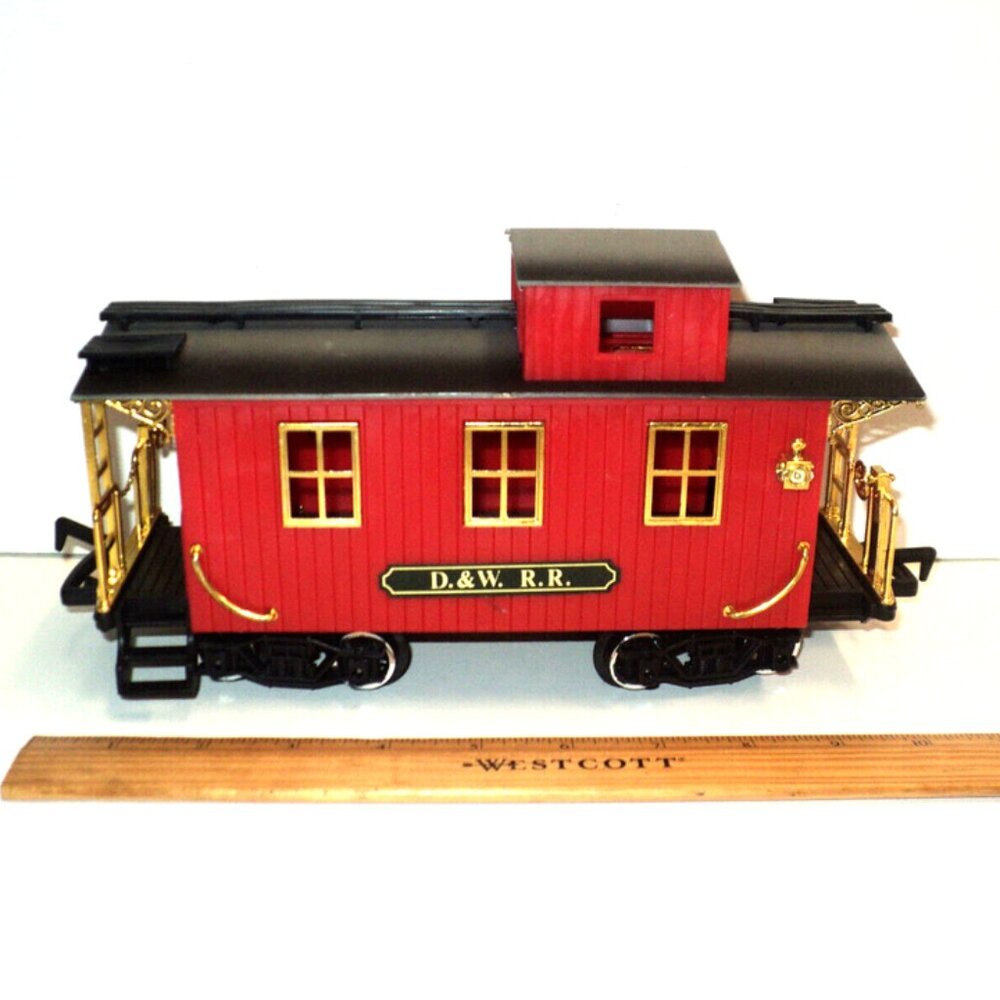 Denver Express D. & W. R.R. New Bright 1986 Train Toy Caboose G Scale 11 1/2" L